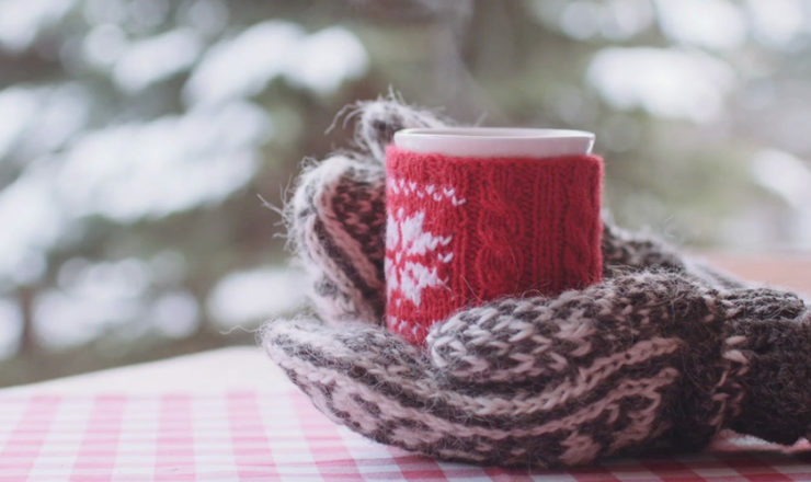 Best and Warmest 100% Wool Mittens to Buy in 2025!