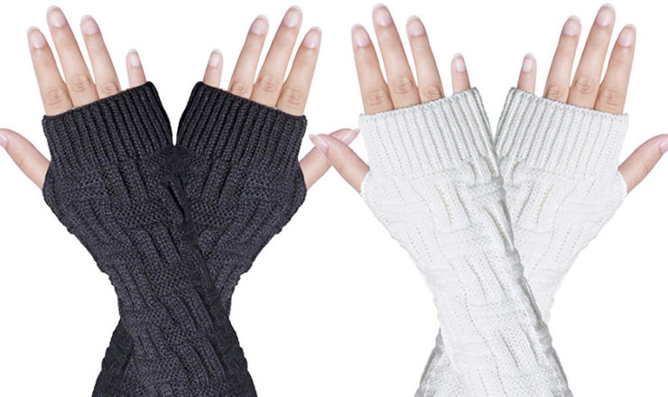 Best Wrist Warmers of 2025 for Style, Warmth and Comfort!